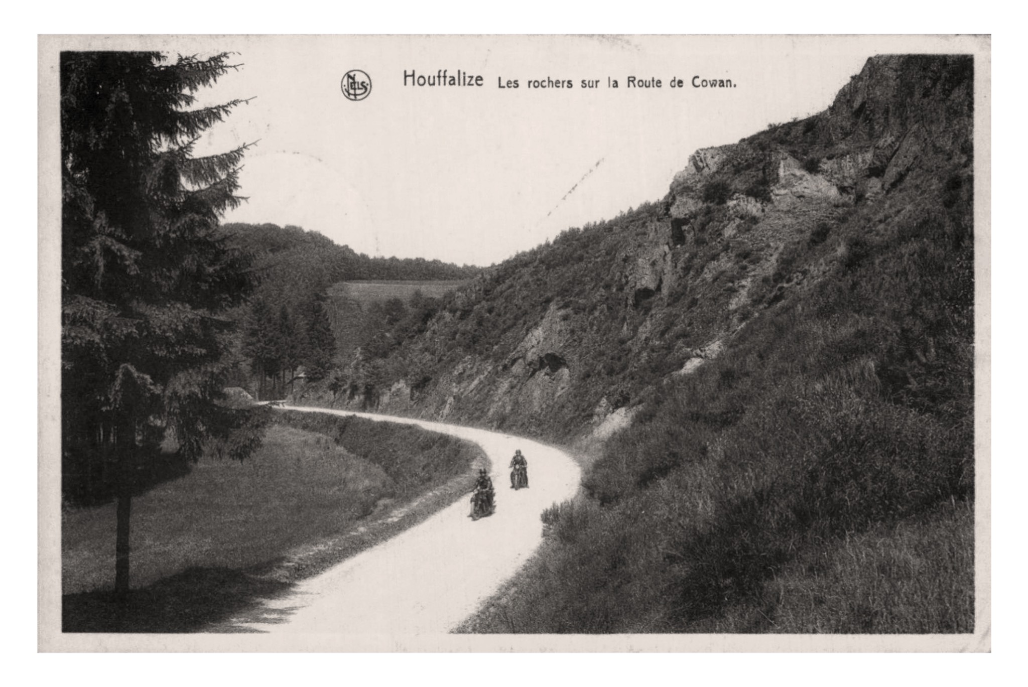 Houffalize (B) la route de Cowan (Nels).jpg