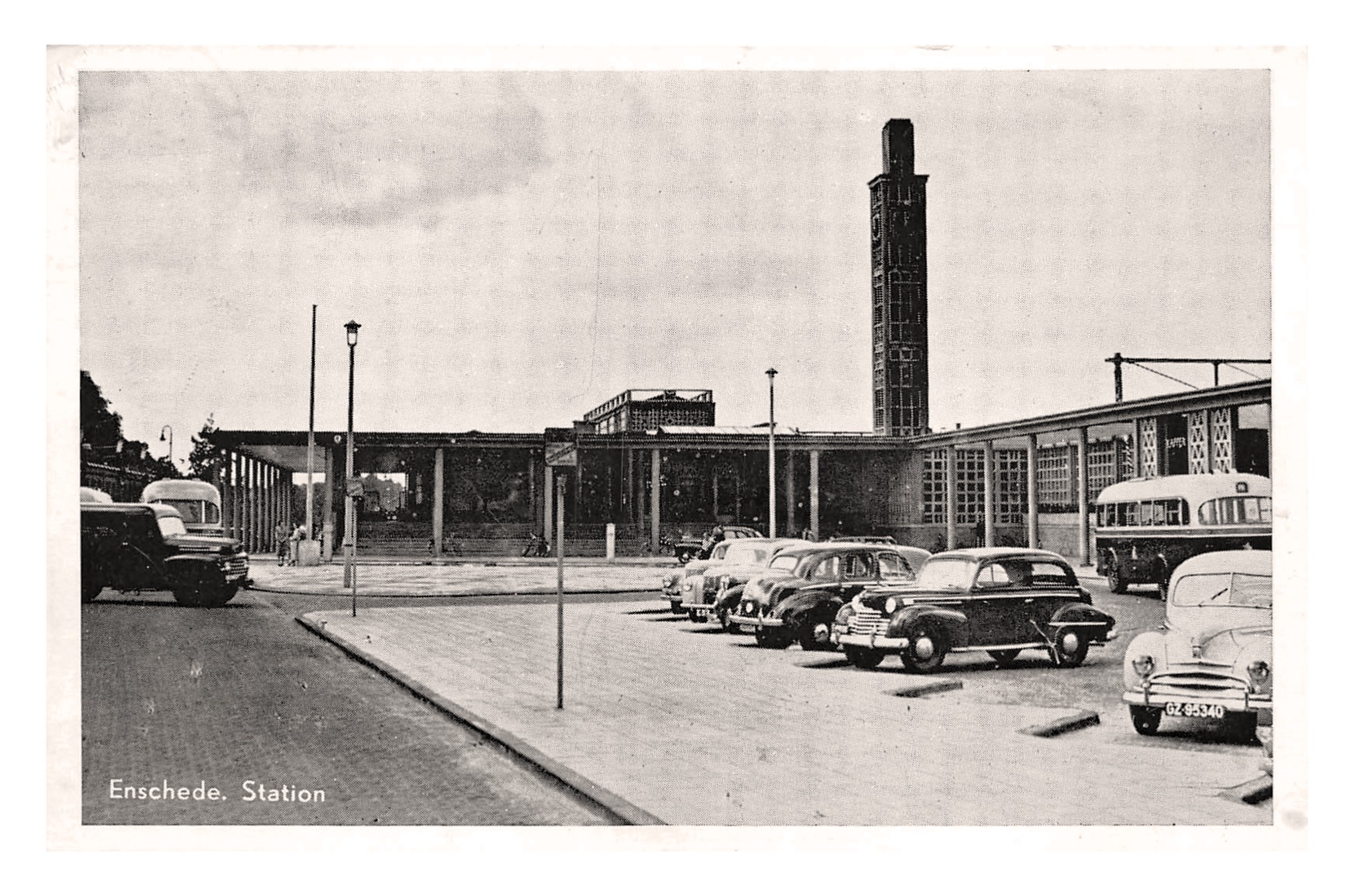 Enschede (NL) la Gare.jpg