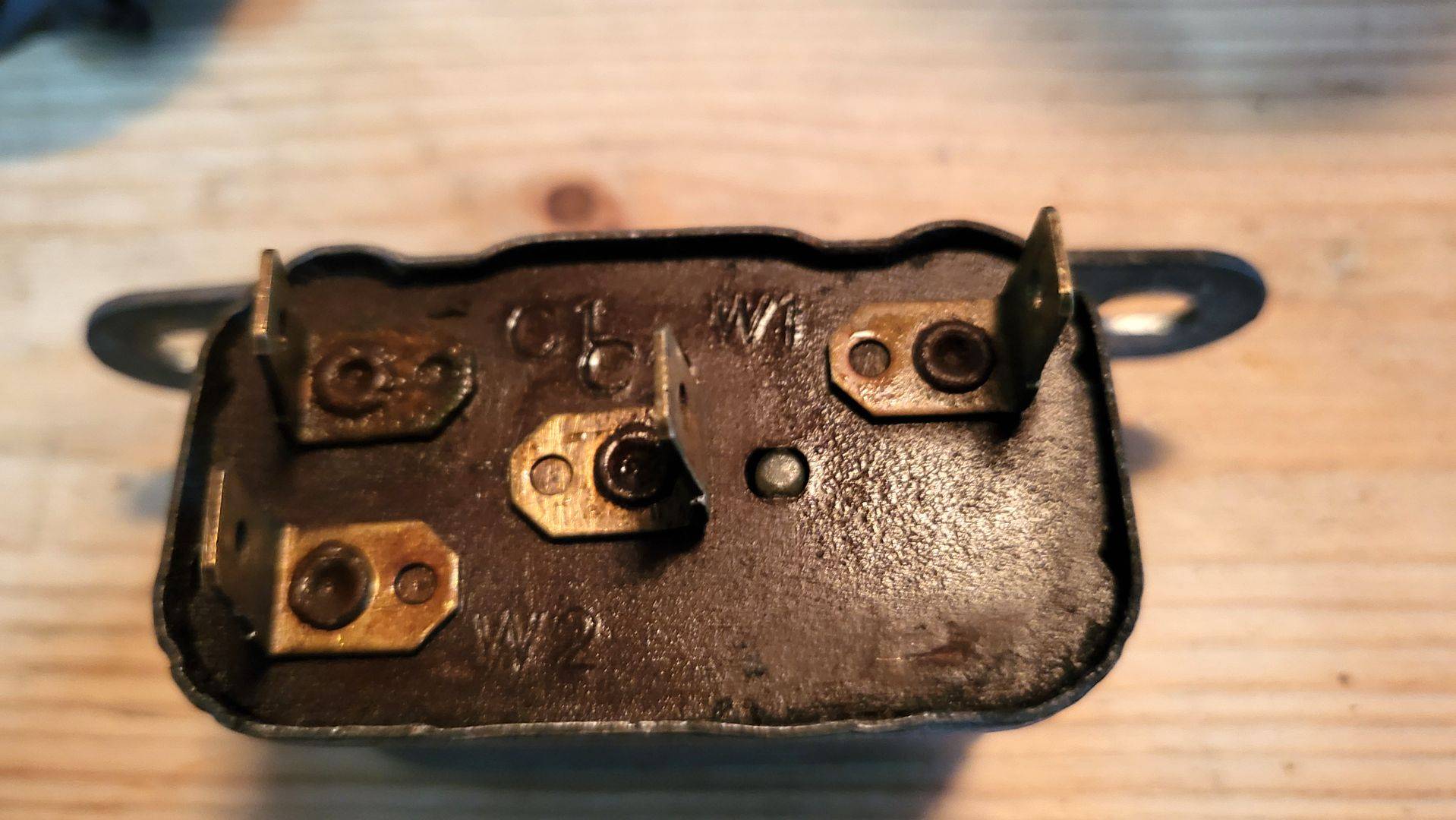 Starter relay-04.jpg