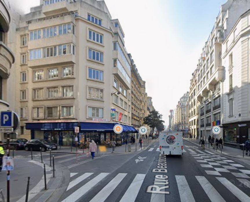 parisbeaubourg01.JPG