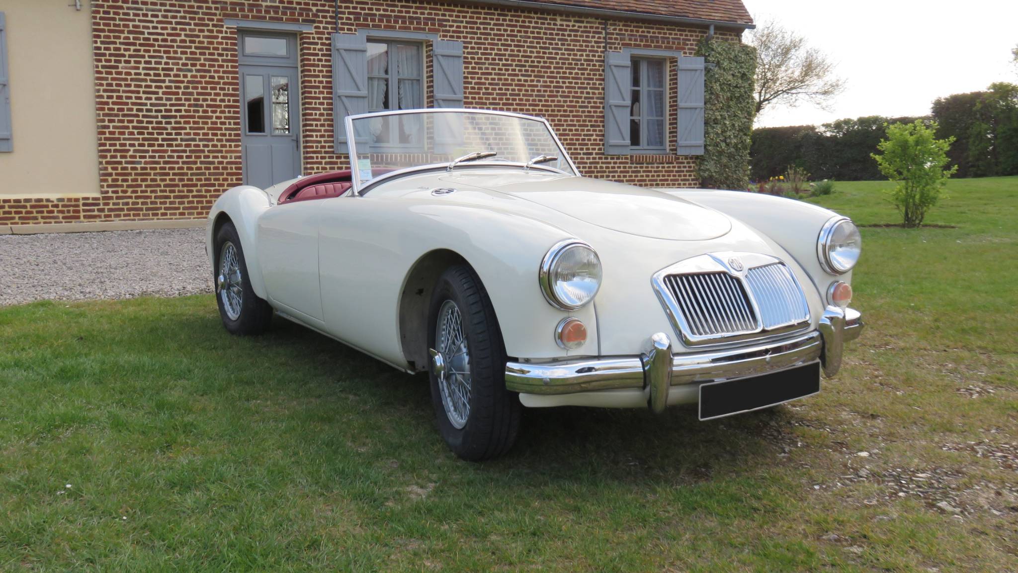 MGA1.jpg
