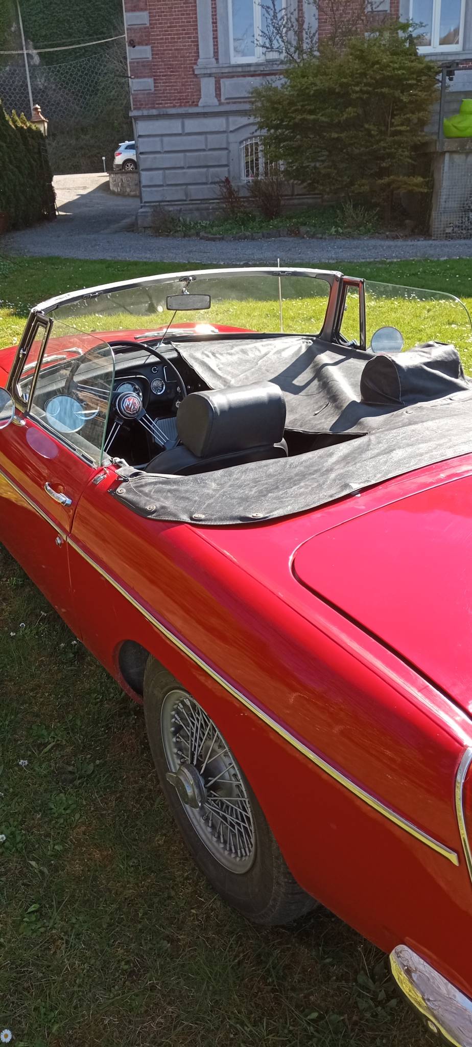 MGB2.JPG