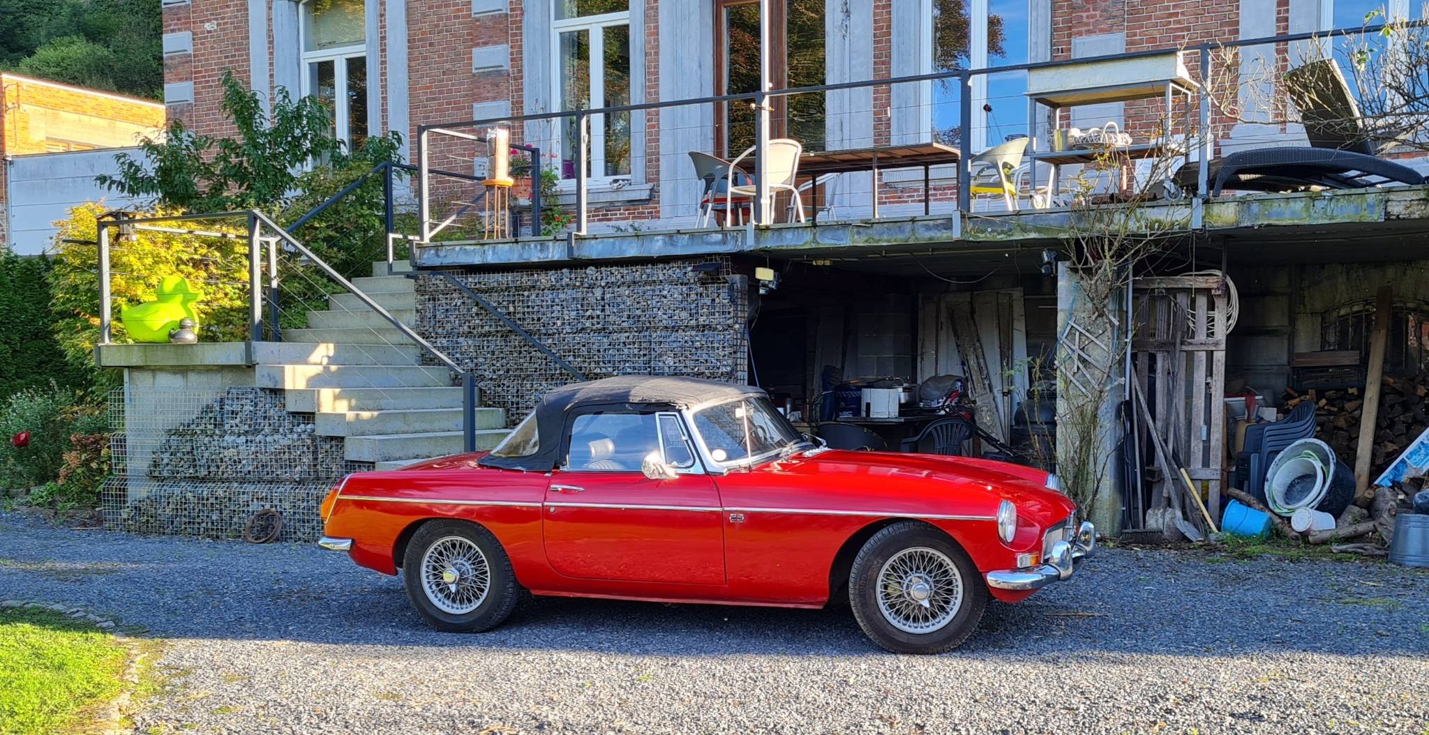 MGB10.JPG