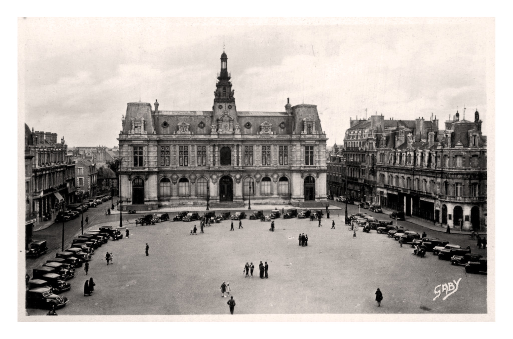 Poitiers, Vienne, Place d'Armes (Gaby 25).jpg