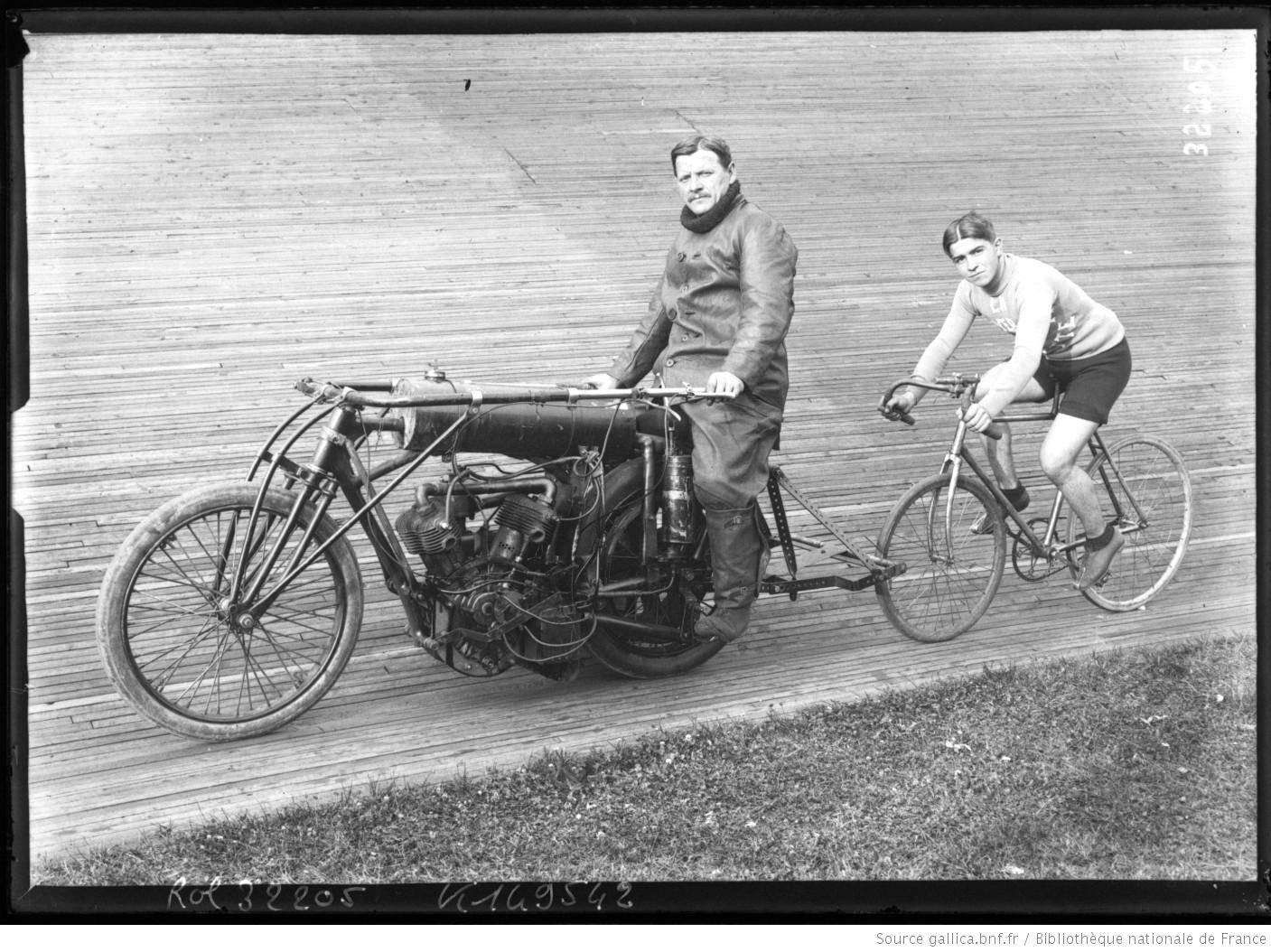 11-8-1913, Buffalo, record de l'heure amateurs par Fossier fils.jpg