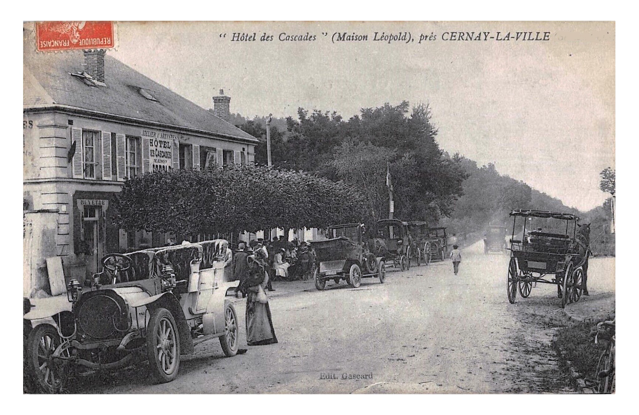 Cernay la Ville, Yvelines, Hôtel des Cascades.jpg