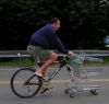 0 supermarche-voiture-velo.jpg