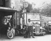 1932_Renault_Monaquatre_et_Citroen_Rosalie.jpg