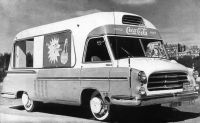 1952_Renault_R2061_-_Letourneur_et_Marchand.jpg