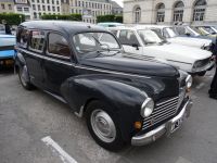 2019-05-26_Saint-Omer_-_08_Peugeot_203_Familiale_-_2.jpg