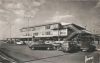 Aeroport_d_Orly_-_2_Ford_Vedette.jpg