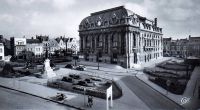 Calais_286229_-_Theatre_-_Ford_Vedette___.jpg