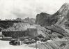 Col_du_Tourmalet_286529_-_Citroen_Traction2C_Simca_92C_Renault_4cv.jpg