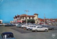 Hossegor_284029_-_Place_des_Landais.jpg