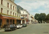Montlucon_280329_-_BMW2C_Renault_Floride2C_Audi___.jpg