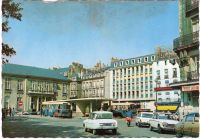 Nantes_-_Place_du_Commerce.jpg