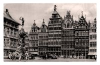 Anvers2C_Grand-Place2C_monument_Brabo.jpg