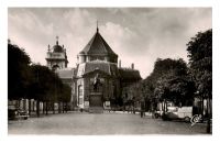 Choisy_le_Roy2C_place_du_Marechal_Foch_28Cap29.jpg