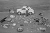 Fernand-Raynaud_Octobre_1955_70_accessoires_homologues_par_la_Regie_Renault_qui_peuvent_faire_d_une_4_CV_Affaires_une_voiture_de_grand_luxe_.jpg