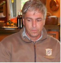 Guy____28229~2.jpg