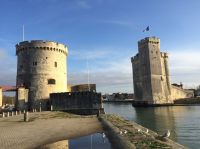 La_Rochelle_entree_Port.JPG