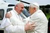 Le-pape-Francois-et-Benoit-XVI-se-sont-longuement-rencontres_article_popin.jpg