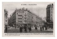 Lyon2C_Place_du_Pont_282829.jpg