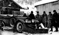 Marque_inconnue_-_Chase_neige_decapotable_ancien_en_19--.jpg