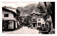 Saint_Gervais_les_Bains2C_vers_l_Hotel_de_Vile.jpg