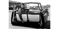 dans-quot-le-cerveau-quot-28196929-avec-bourvil-un-passage-de-pont-au-havre-se-termine-par-une-ds-coupee-en-deux-pas-de-quoi-interrompre-la-course-poursuite-photo-dr-1630943376.jpg