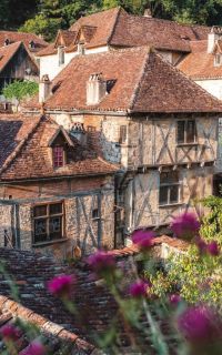 saint-cirq-lapopie-.jpg