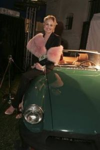 Nom du fichier=sharon-stone-stones.jpg
Taille du fichier=13Ko
Dimensions : 236x354
Ajouté le : 30 Novembre 2017 sharon-stone-stones.jpg