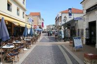 shops-and-cafes.jpg