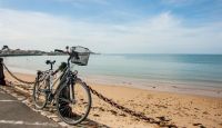 velo_plage_ile_de_re.jpg
